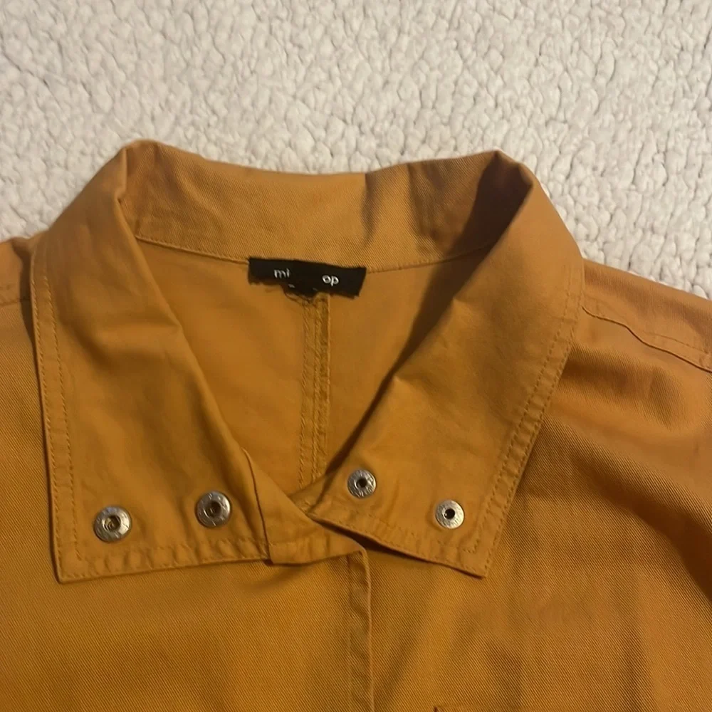 Jacket - Picture 2 of 4